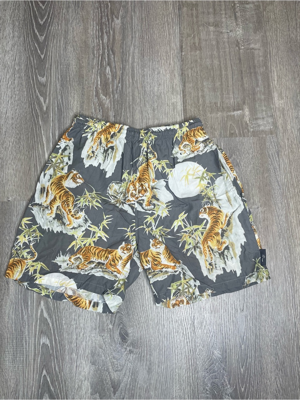 Men's Gray Tiger Print Casual Shorts